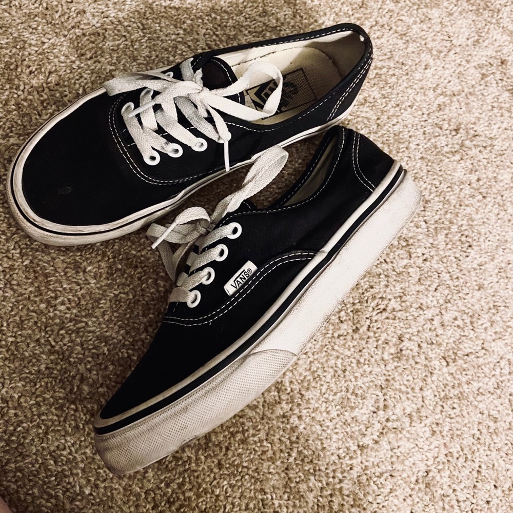 Black & white vans